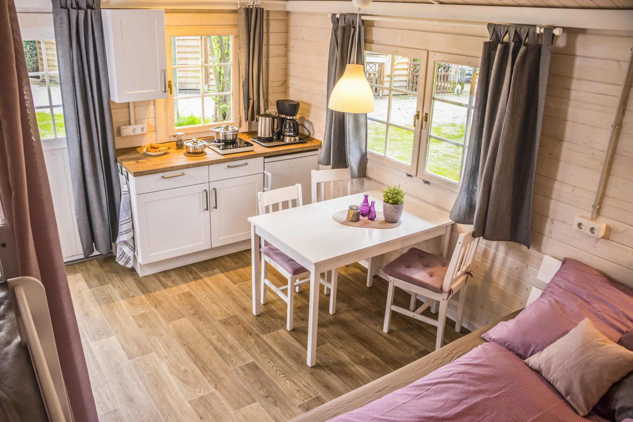 Camping in der Lüneburger Heide am Campingpark Hüttensee